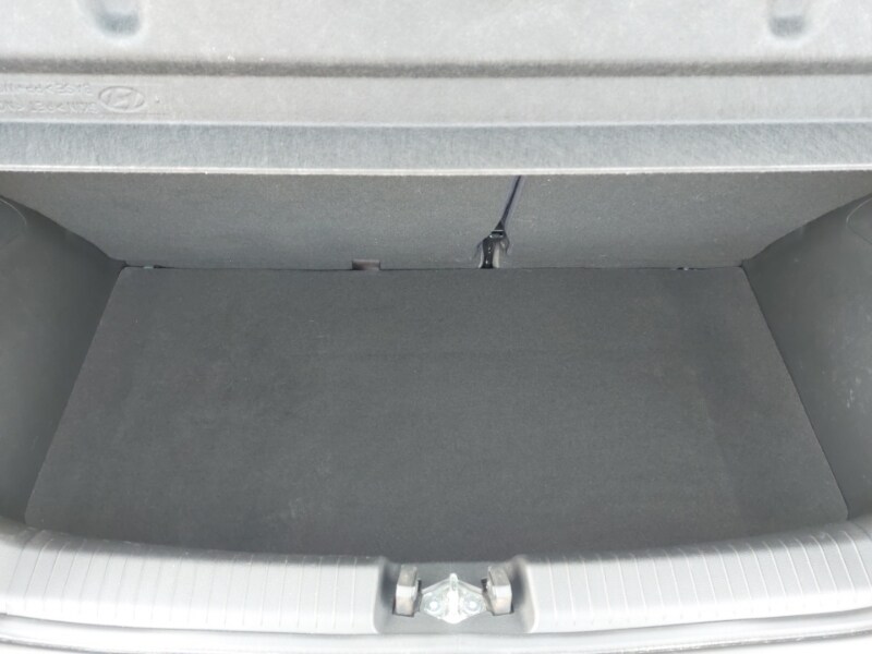 Used Hyundai i10 2023 for sale - 77938958: Photo 8