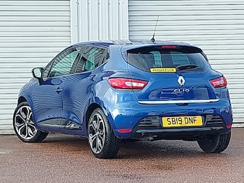 Used Renault Clio 2019 for sale - 76560647: Photo