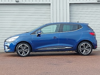 Used Renault Clio 2019 for sale - 76560647: Photo