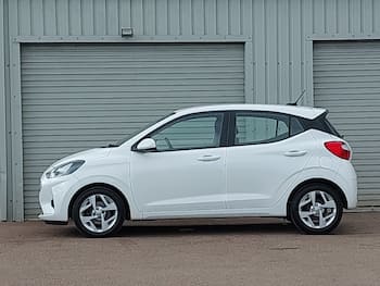 Used Hyundai i10 2020 for sale - 79763481: Photo