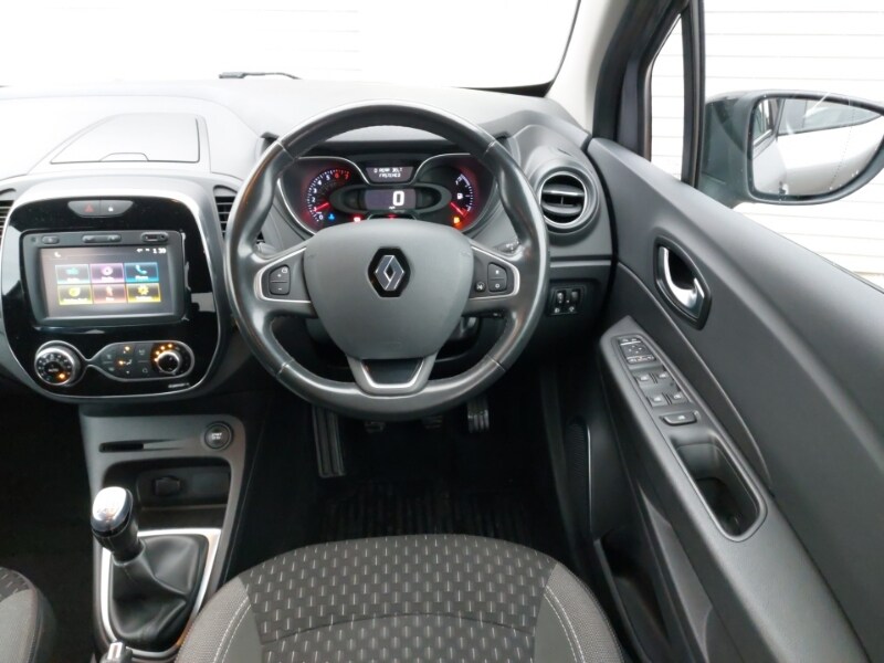 Used Renault Captur 2017 for sale - 76707702: Photo 7