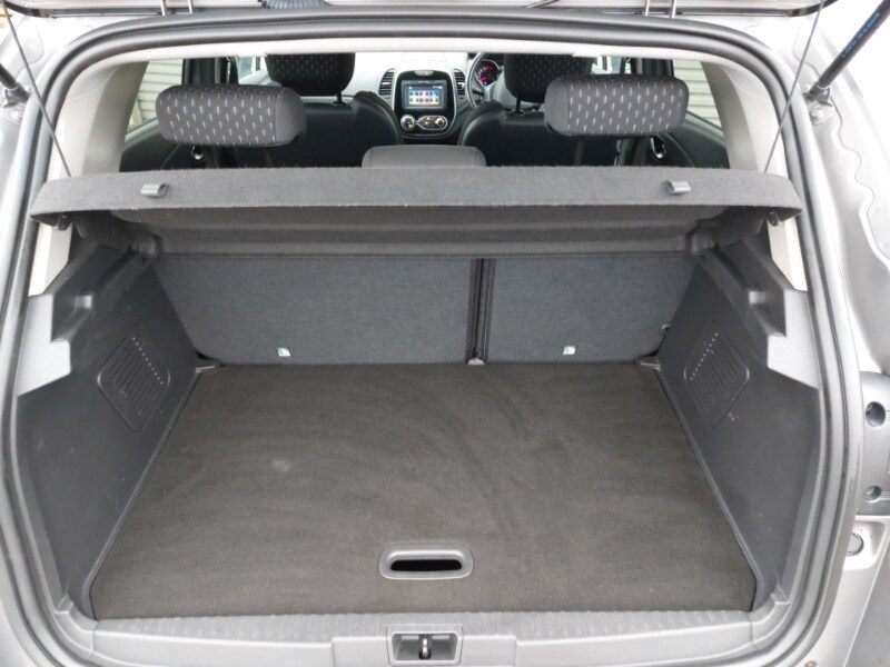 Used Renault Captur 2017 for sale - 76707702: Photo 8