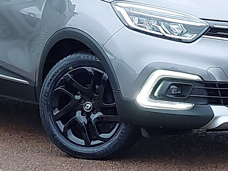 Used Renault Captur 2017 for sale - 76707702: Photo 9