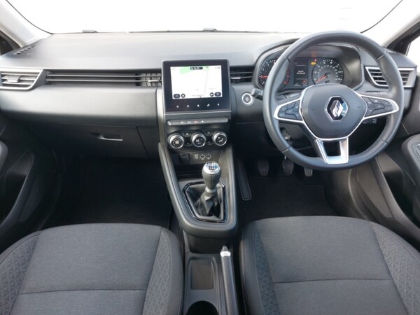Used Renault Clio 2021 for sale - 76269134: Photo 2