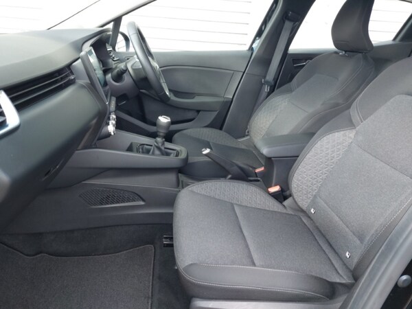 Used Renault Clio 2021 for sale - 76269134: Photo 5