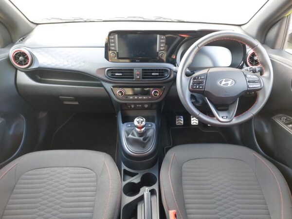 Used Hyundai i10 2024 for sale - 76208215: Photo 2