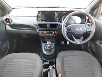 Used Hyundai i10 2024 for sale - 76208215: Photo 2