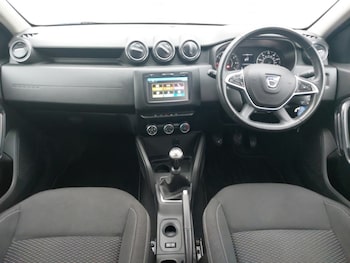 Used Dacia Duster 2021 for sale - 76502285: Photo