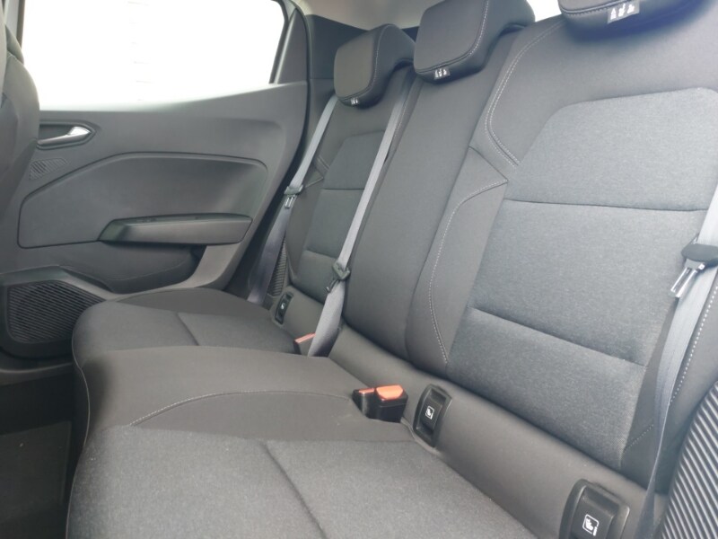 Used Renault Clio 2023 for sale - 78054744: Photo 6