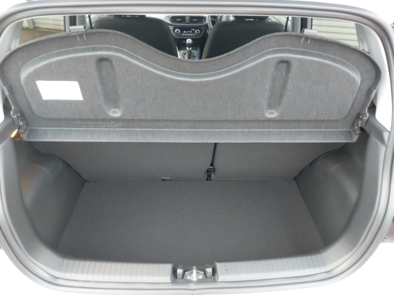 Used Hyundai i10 2025 for sale - 77141250: Photo 8