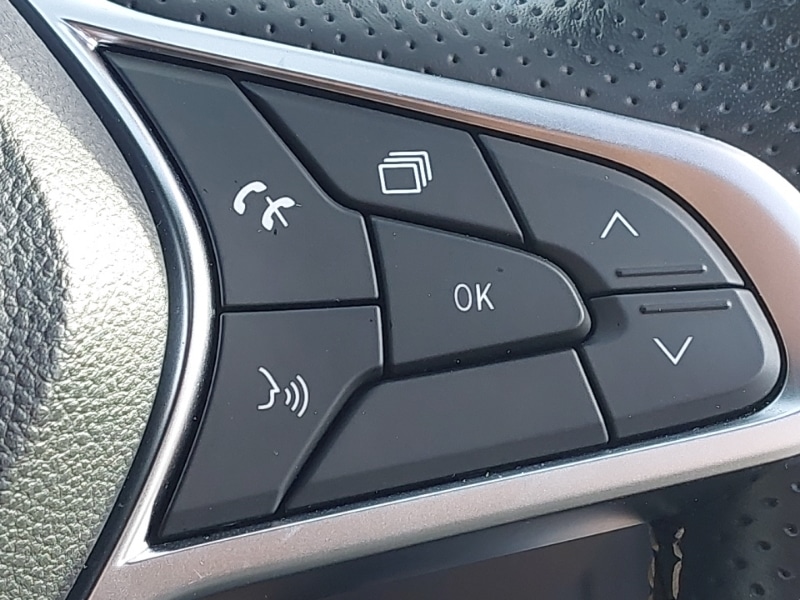 Used Renault Clio 2023 for sale - 77660846: Photo 19