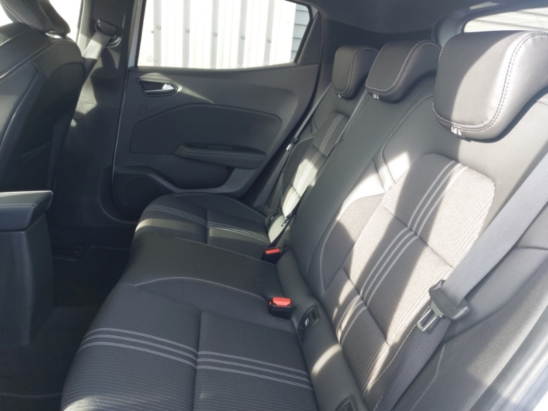 Used Renault Clio 2023 for sale - 77660846: Photo 6