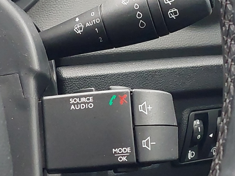 Used Renault Captur 2017 for sale - 77269862: Photo 17