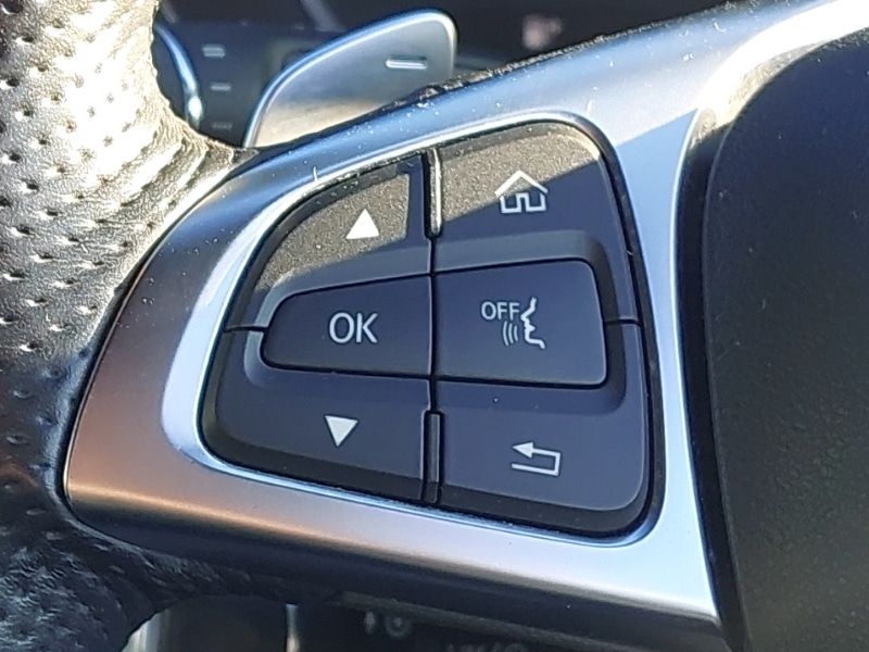 Used Mercedes-Benz C Class 2018 for sale - 76695905: Photo 17