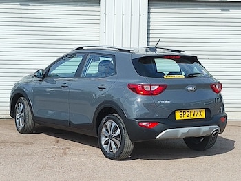 Used Kia Stonic 2021 for sale - 79513761: Photo