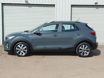 Used Kia Stonic 2021 for sale - 79513761: Photo