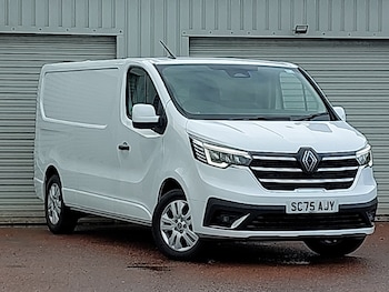 Renault Trafic feature image