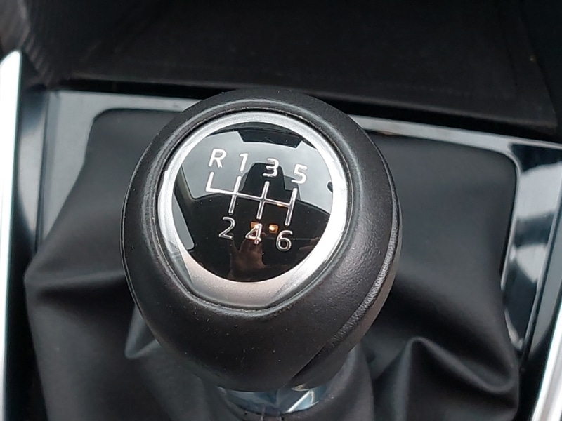 Used Mazda Mazda2 2022 for sale - 76078636: Photo 17