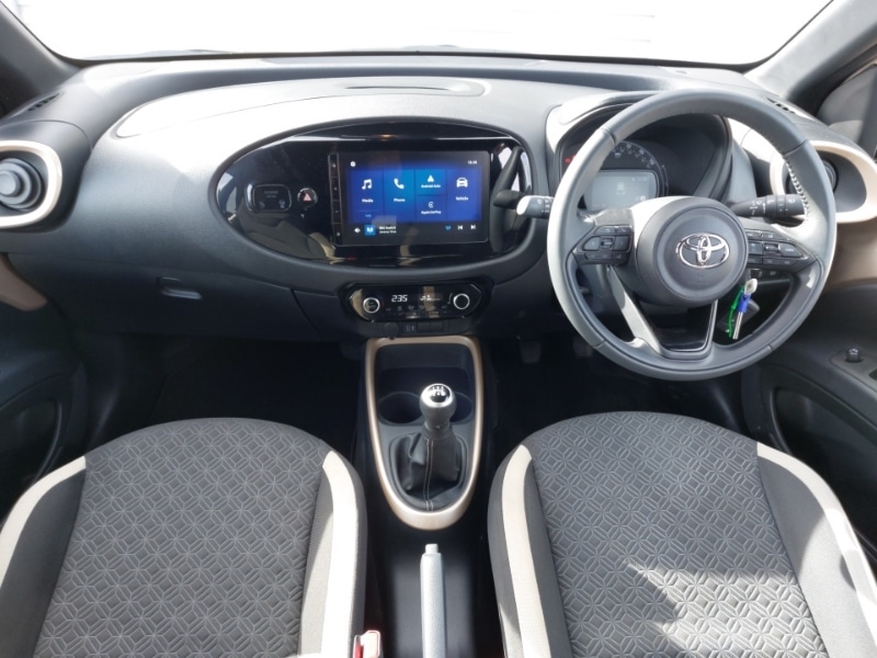 Used Toyota Aygo X 2024 for sale - 78013574: Photo 2