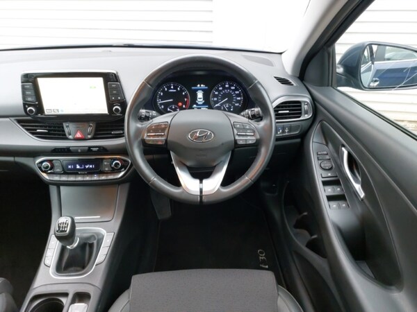 Used Hyundai i30 2017 for sale - 76275770: Photo 7