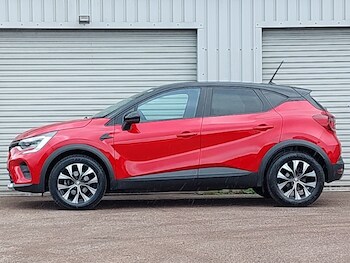 Used Renault Captur 2024 for sale - 78580326: Photo