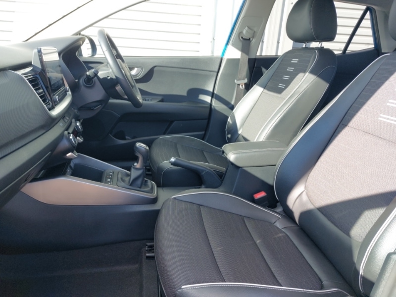 Used Kia Stonic 2023 for sale - 76331629: Photo 5