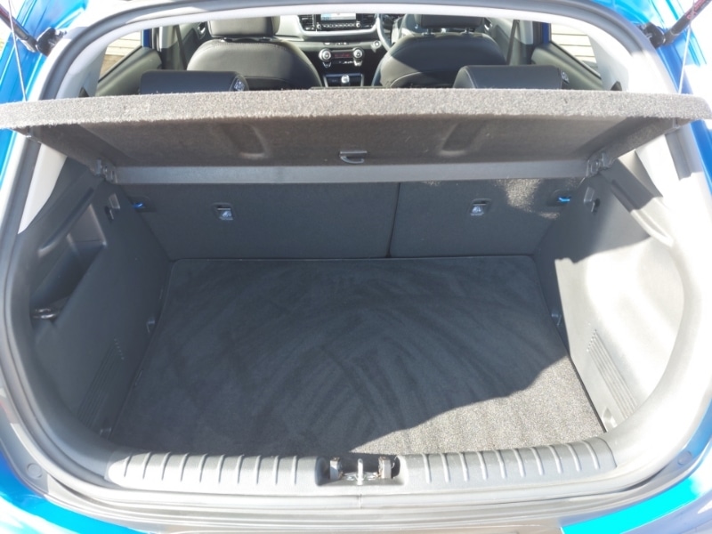 Used Kia Stonic 2023 for sale - 76331629: Photo 8