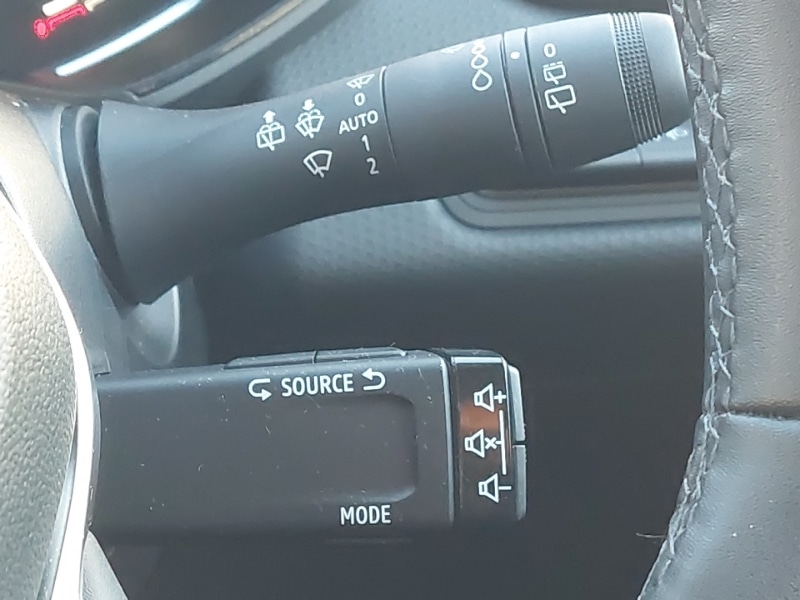 Used Renault Clio 2022 for sale - 76906796: Photo 19