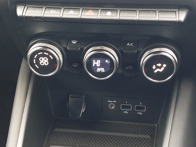 Used Renault Captur 2022 for sale - 76543207: Photo 16