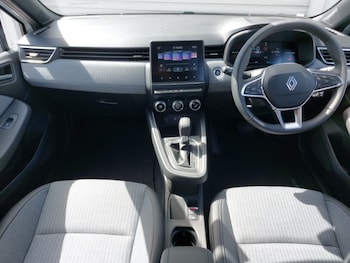 Used Renault Clio 2025 for sale - 78559854: Photo