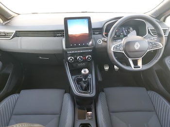 Used Renault Clio 2025 for sale - 77975094: Photo