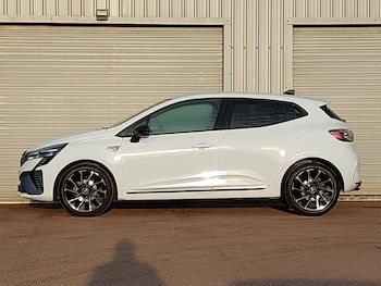 Used Renault Clio 2025 for sale - 77975094: Photo