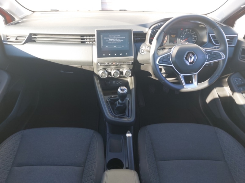 Used Renault Clio 2022 for sale - 76343639: Photo 2