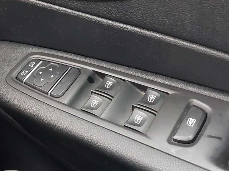 Used Renault Captur 2018 for sale - 77644981: Photo 19