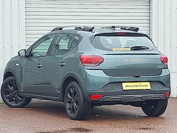 Used Dacia Sandero Stepway 2024 for sale - 76543199: Photo