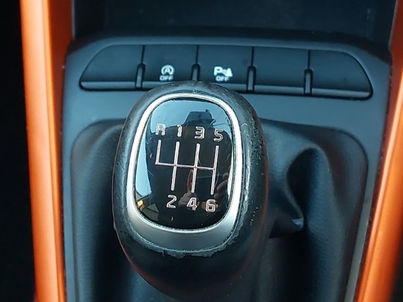 Used Kia Stonic 2019 for sale - 77183484: Photo 15