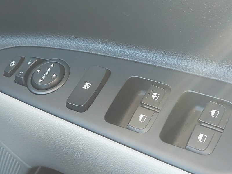 Used Kia Stonic 2019 for sale - 77183484: Photo 18