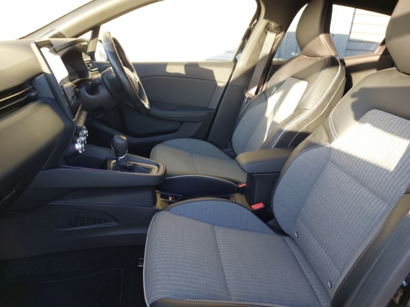 Used Renault Clio 2022 for sale - 76602386: Photo 5