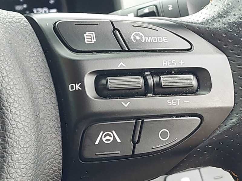 Used Kia Stonic 2023 for sale - 78065882: Photo 19