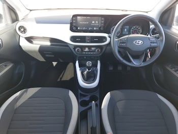 Used Hyundai i10 2022 for sale - 78585270: Photo