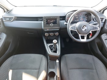 Used Renault Clio 2020 for sale - 79200877: Photo
