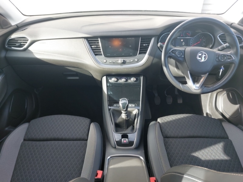 Used Vauxhall Grandland X 2019 for sale - 77947940: Photo 2