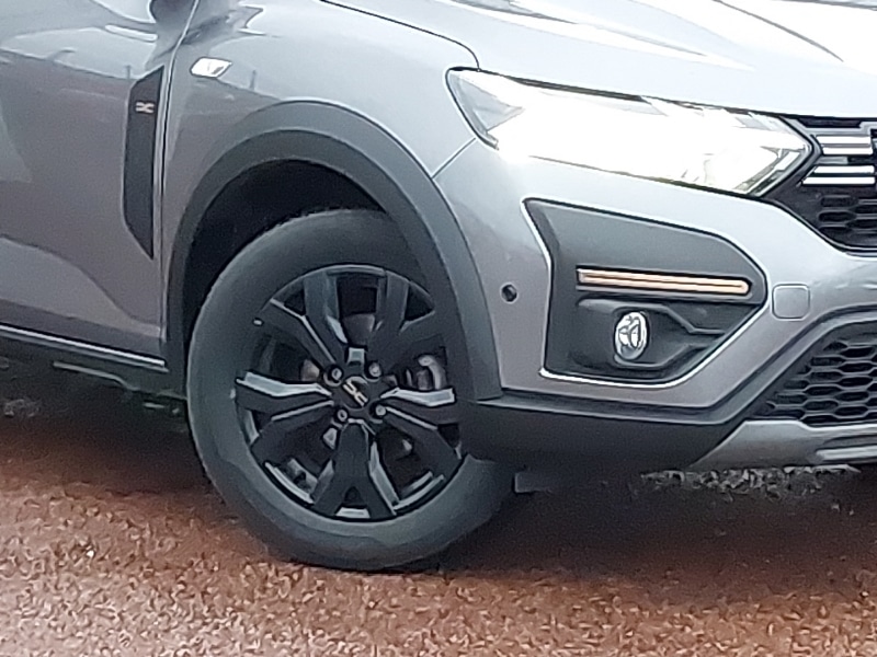 Used Dacia Sandero Stepway 2024 for sale - 77338516: Photo 9