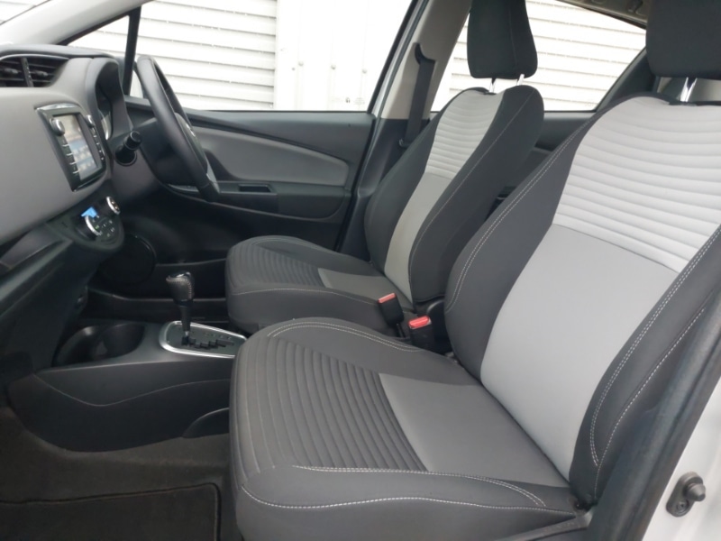 Used Toyota Yaris 2019 for sale - 76726347: Photo 5