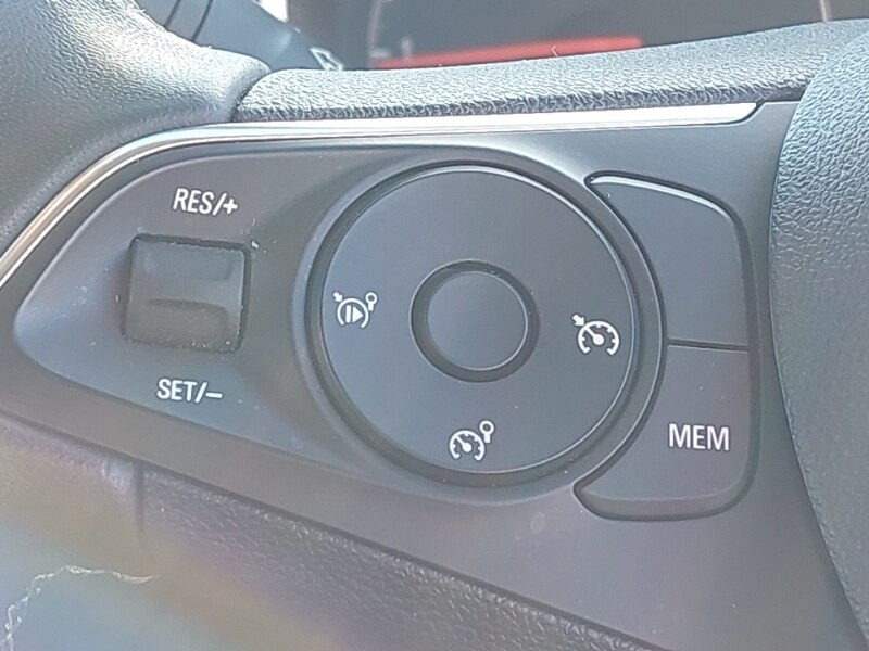 Used Vauxhall Crossland 2023 for sale - 76052171: Photo 17