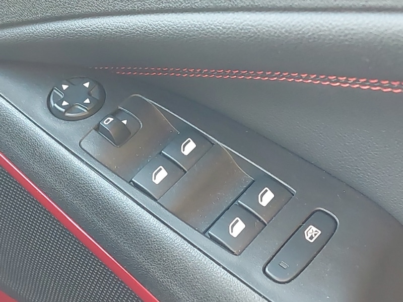 Used Vauxhall Crossland 2023 for sale - 76052171: Photo 19