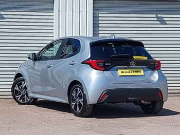 Used Toyota Yaris 2024 for sale - 74737719: Photo