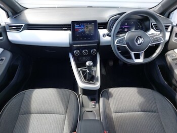 Used Renault Clio 2023 for sale - 78783135: Photo