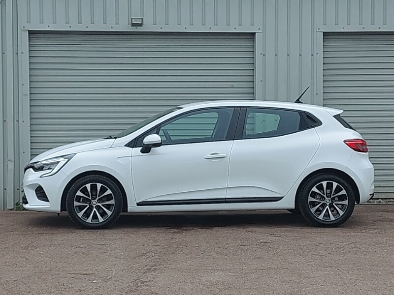 Used Renault Clio 2022 for sale - 76269139: Photo 4