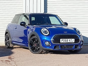 Used MINI Hatch 2018 for sale - 77580349: Photo